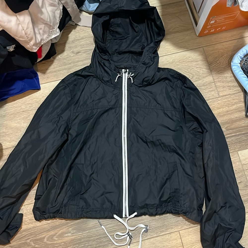 black wind breaker worn probably once, no tags great shape